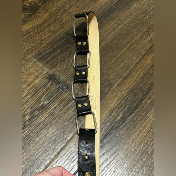 Streets Ahead black leather with gold tone hardware size small belt - Picture 5 of 7